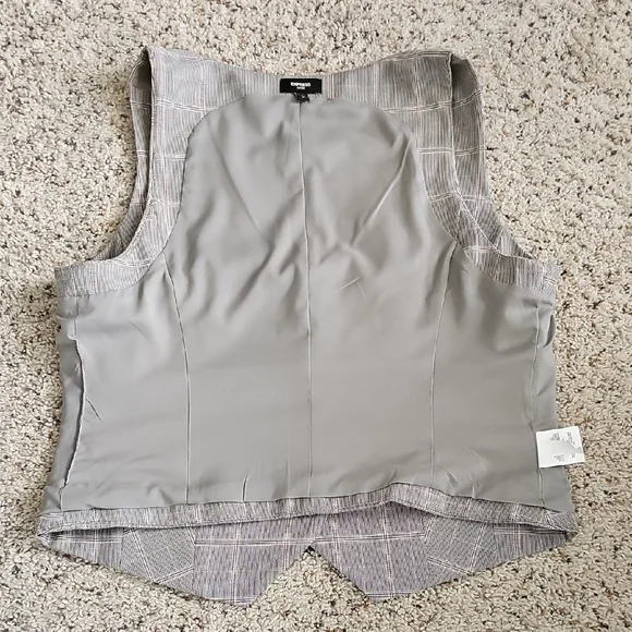Express sz M gray plaid button-up vest - Picture 9 of 13